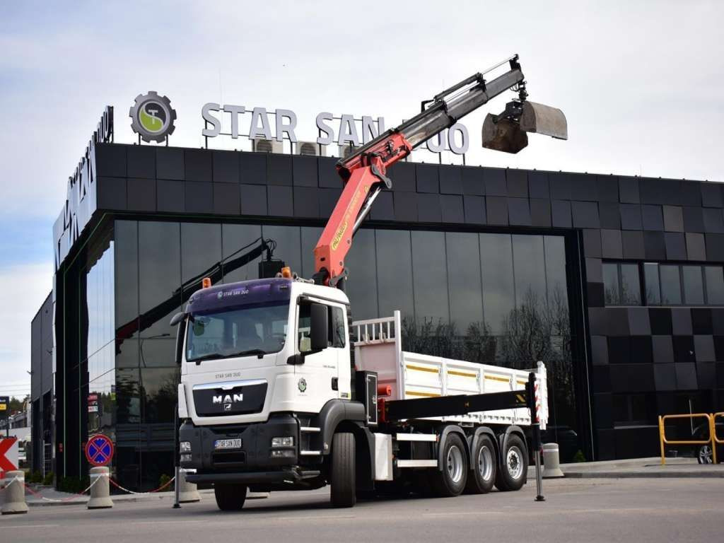 MAN TGS 35.400 8X4 PALFINGER PK 33002 CRANE KIPPER - Camión volquete: foto 5 MAN TGS 35.400 8X4 PALFINGER PK 33002 CRANE KIPPER - Camión volquete: foto 5