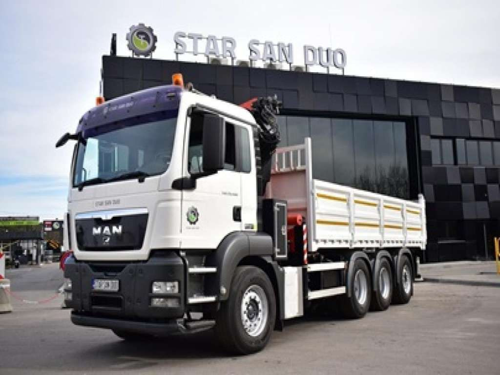 MAN TGS 35.400 8X4 PALFINGER PK 33002 CRANE KIPPER - Camión volquete: foto 4 MAN TGS 35.400 8X4 PALFINGER PK 33002 CRANE KIPPER - Camión volquete: foto 4