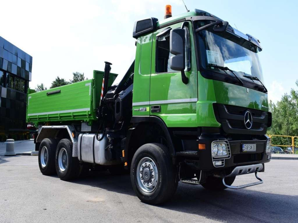 Mercedes-Benz ACTROS 3346 6x6 HIAB 244EP-4 Crane Kipper - Camión grúa: foto 4 Mercedes-Benz ACTROS 3346 6x6 HIAB 244EP-4 Crane Kipper - Camión grúa: foto 4