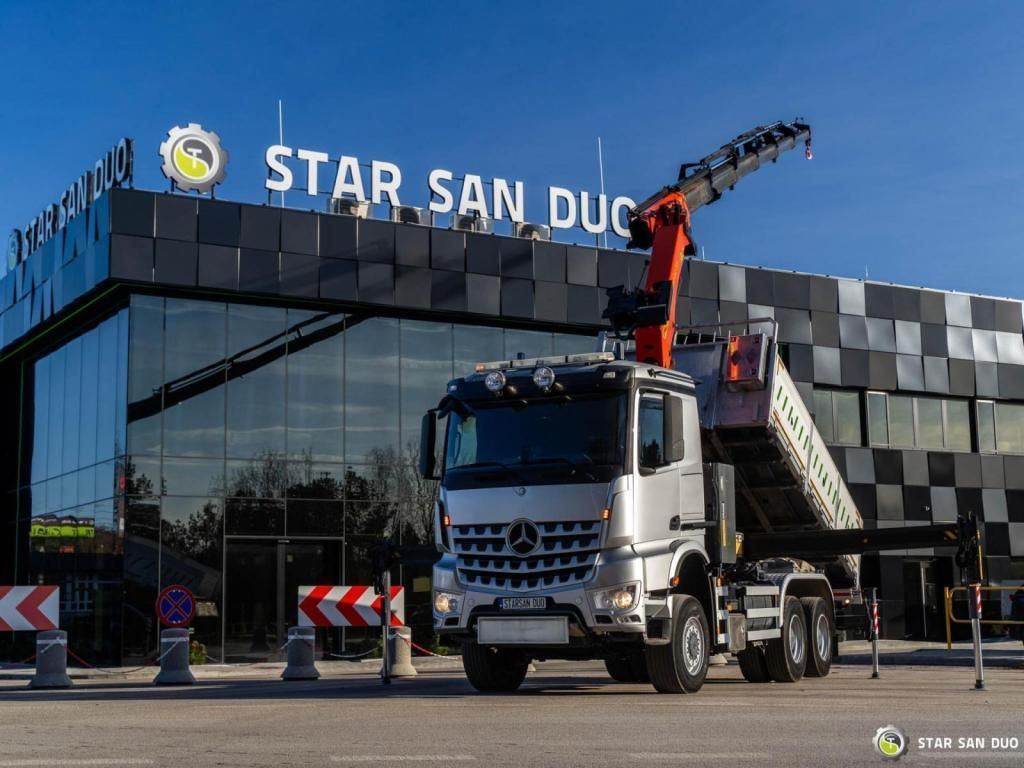 Mercedes-Benz AROCS 2651 6x6 PALFINGER PK 34002 CRANE KIPER - Camión volquete: foto 1 Mercedes-Benz AROCS 2651 6x6 PALFINGER PK 34002 CRANE KIPER - Camión volquete: foto 1