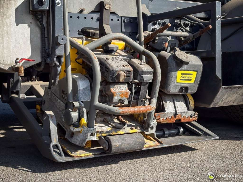 Leasing de  Mercedes-Benz  AXOR 1824 4x2 HMF 975 HDS Crane  Rotator Kipper Mercedes-Benz  AXOR 1824 4x2 HMF 975 HDS Crane  Rotator Kipper: foto 24