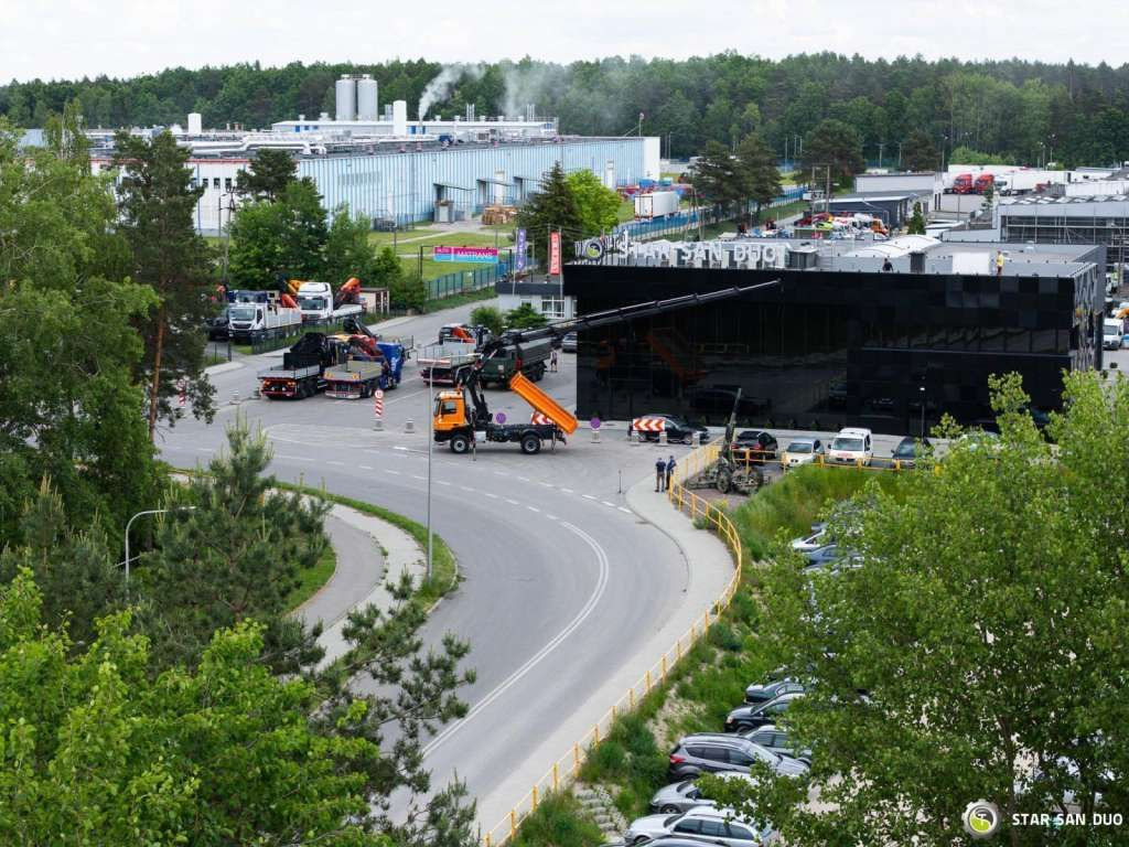 Leasing de  Mercedes-Benz  Actros 1841 AK 4x4 Hiab 288E-7 Crane Kipper Mercedes-Benz  Actros 1841 AK 4x4 Hiab 288E-7 Crane Kipper: foto 8