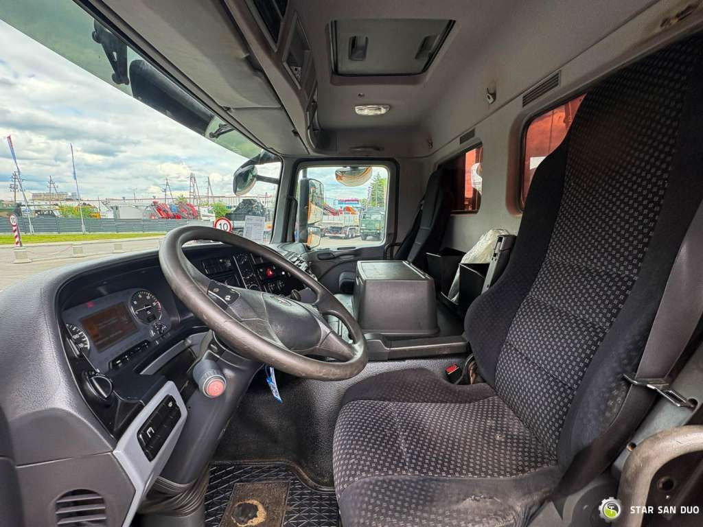 Leasing de  Mercedes-Benz  Actros 1841 AK 4x4 Hiab 288E-7 Crane Kipper Mercedes-Benz  Actros 1841 AK 4x4 Hiab 288E-7 Crane Kipper: foto 14