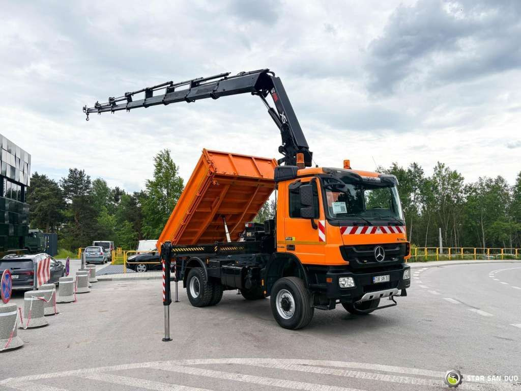 Leasing de  Mercedes-Benz  Actros 1841 AK 4x4 Hiab 288E-7 Crane Kipper Mercedes-Benz  Actros 1841 AK 4x4 Hiab 288E-7 Crane Kipper: foto 6