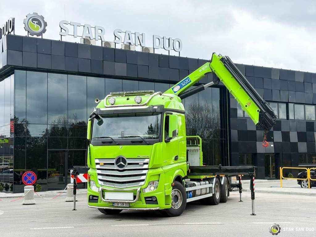Mercedes-Benz Actros 6x2 HMF 3220 K7 Crane Mercedes-Benz Actros 6x2 HMF 3220 K7 Crane - Camión grúa, Camión caja abierta: foto 5 Mercedes-Benz Actros 6x2 HMF 3220 K7 Crane Mercedes-Benz Actros 6x2 HMF 3220 K7 Crane - Camión grúa, Camión caja abierta: foto 5