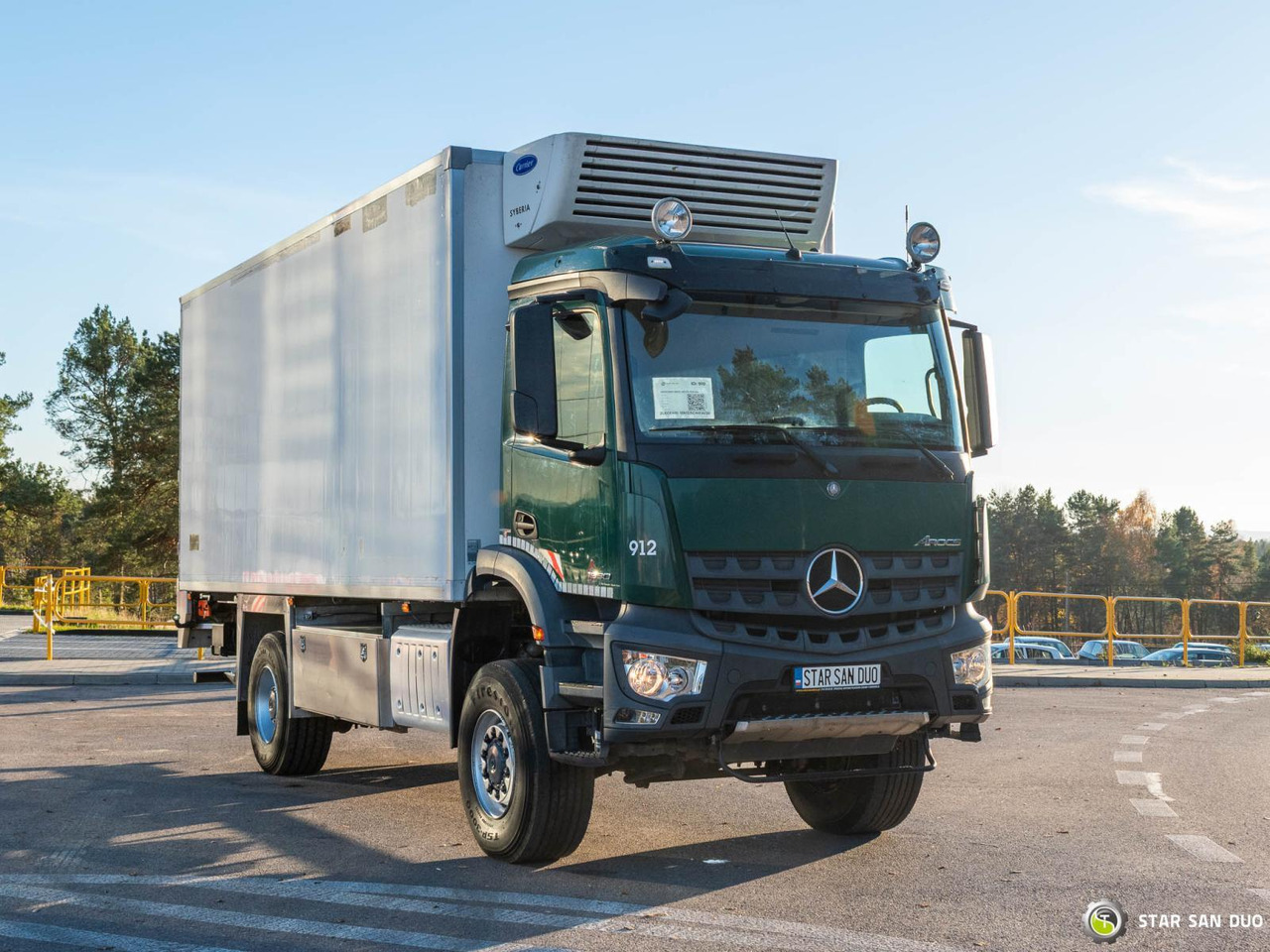 - Camión chasis: foto 2 - Camión chasis: foto 2