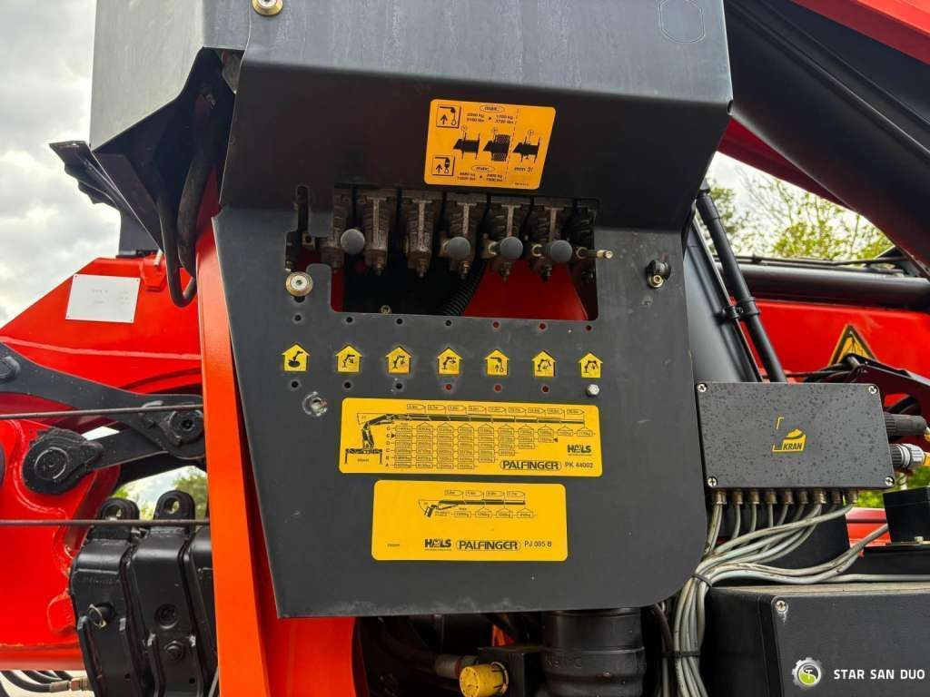 Leasing de  Scania  R143 HL 6x2 PALFINGER PK44002 Crane Kran Scania  R143 HL 6x2 PALFINGER PK44002 Crane Kran: foto 28