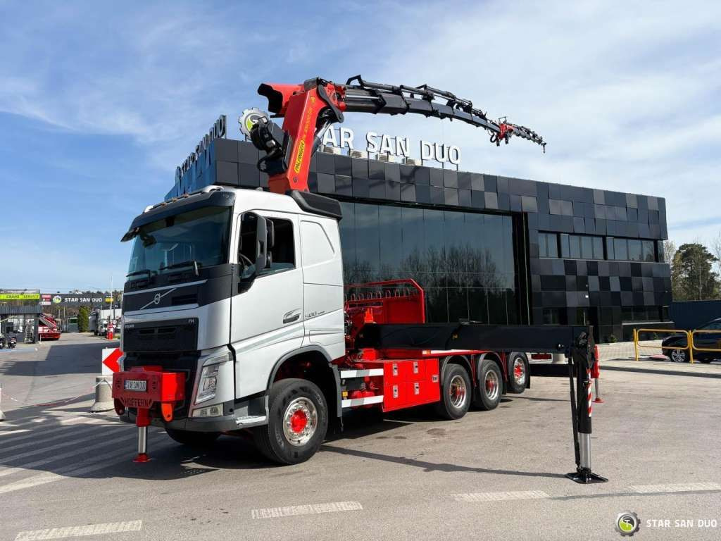 Volvo FH 500 8x4*4 PK65002 Fly JIB Crane 7456 h Winch - Camión grúa: foto 4 Volvo FH 500 8x4*4 PK65002 Fly JIB Crane 7456 h Winch - Camión grúa: foto 4