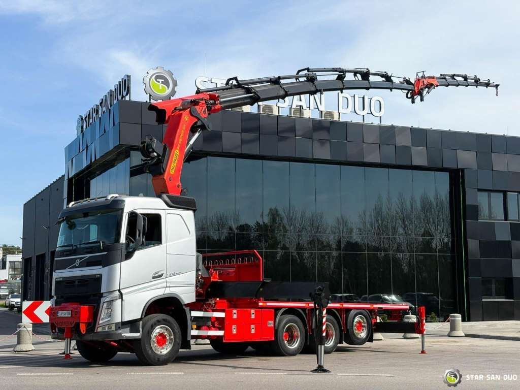 Volvo FH 500 8x4*4 PK65002 Fly JIB Crane 7456 h Winch - Camión grúa: foto 1 Volvo FH 500 8x4*4 PK65002 Fly JIB Crane 7456 h Winch - Camión grúa: foto 1