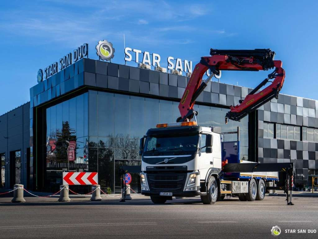 Volvo FM 460 6x2 PALFINGER PK 42002 FLY JIB Crane Eu - Camión grúa: foto 2 Volvo FM 460 6x2 PALFINGER PK 42002 FLY JIB Crane Eu - Camión grúa: foto 2