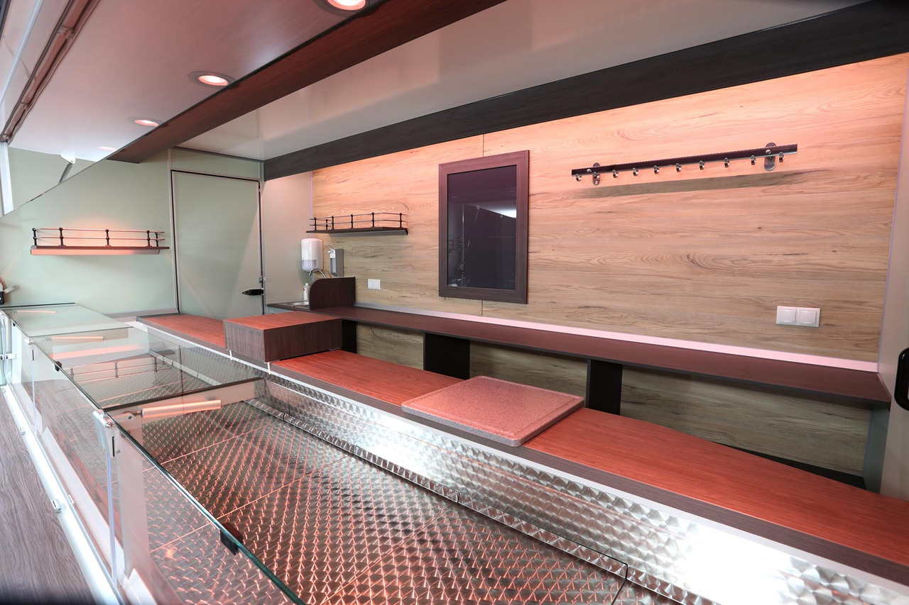 Mobil BORCO HÖHNS - Camión tienda: foto 2 Mobil BORCO HÖHNS - Camión tienda: foto 2