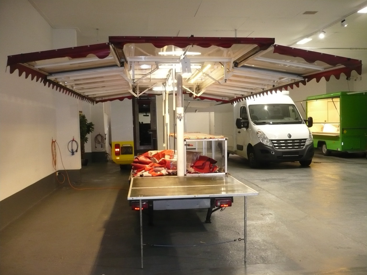 Verkaufsanhänger Alf - Remolque venta ambulante: foto 5 Verkaufsanhänger Alf - Remolque venta ambulante: foto 5