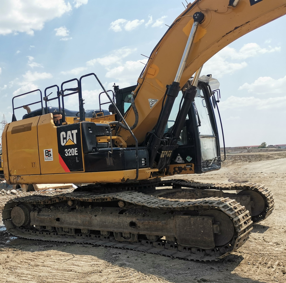 CATERPILLAR 320 E - Excavadora de cadenas: foto 4 CATERPILLAR 320 E - Excavadora de cadenas: foto 4