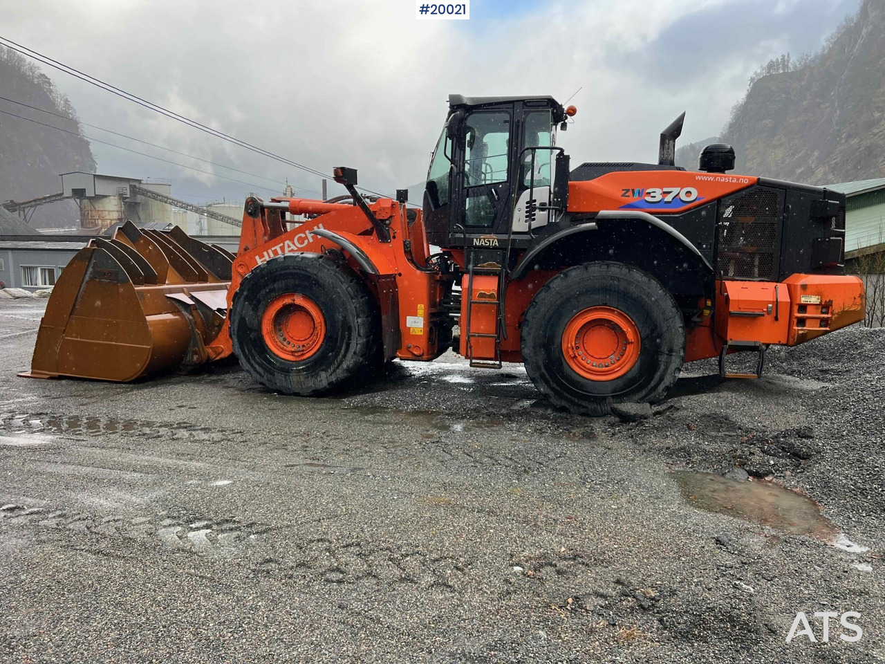 Hitachi zw370-6 Hjullaster m/ vekt, skriver og skuffe - Cargadora de ruedas: foto 5 Hitachi zw370-6 Hjullaster m/ vekt, skriver og skuffe - Cargadora de ruedas: foto 5