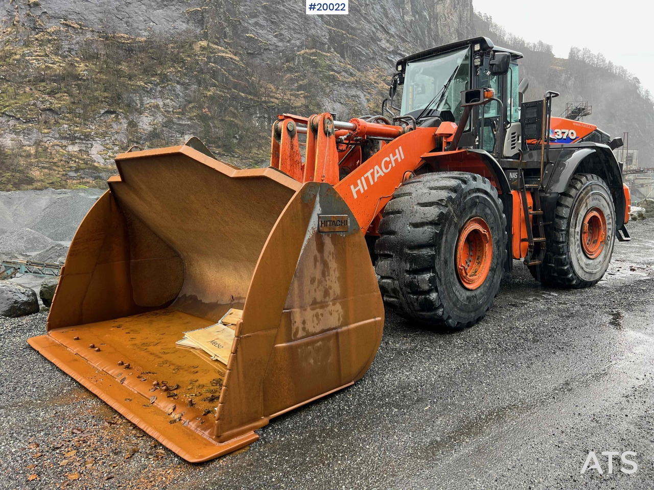 Hitachi zw370-6 hjullaster m / vekt, skriver og skuffe - Cargadora de ruedas: foto 1 Hitachi zw370-6 hjullaster m / vekt, skriver og skuffe - Cargadora de ruedas: foto 1