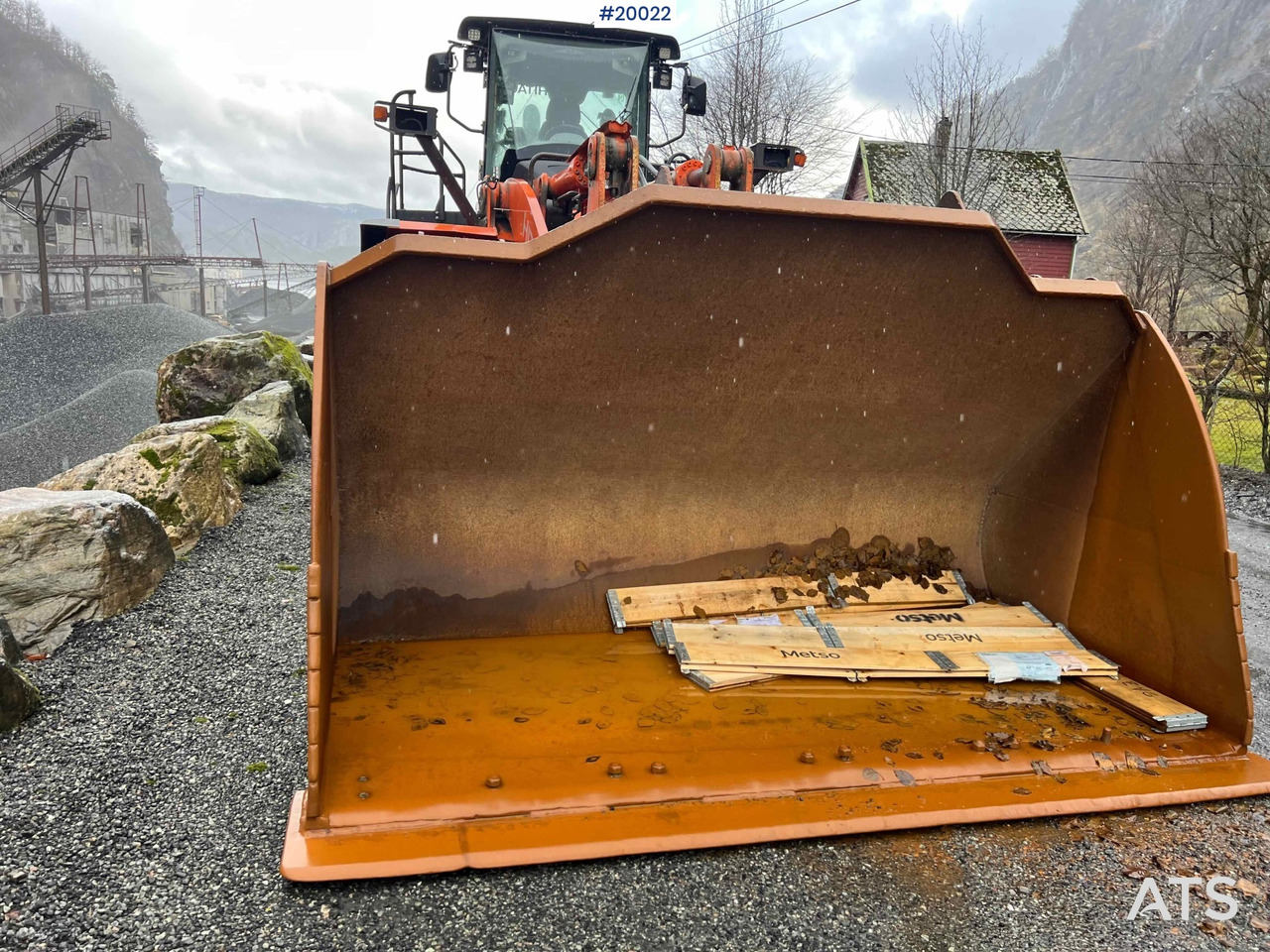 Hitachi zw370-6 hjullaster m / vekt, skriver og skuffe - Cargadora de ruedas: foto 4 Hitachi zw370-6 hjullaster m / vekt, skriver og skuffe - Cargadora de ruedas: foto 4