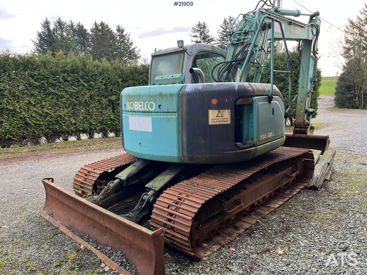 Excavadora de cadenas Kobelco sk135SRLC m/ pusseskuffe og graveskuffe: foto 7