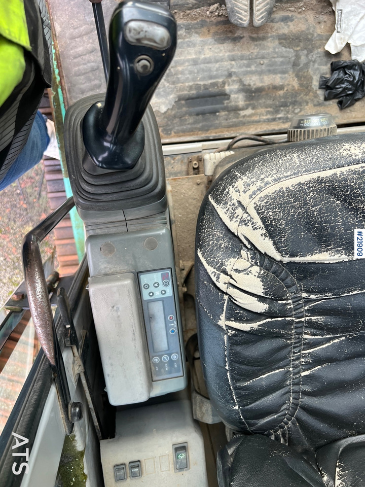 Excavadora de cadenas Kobelco sk135SRLC m/ pusseskuffe og graveskuffe: foto 28