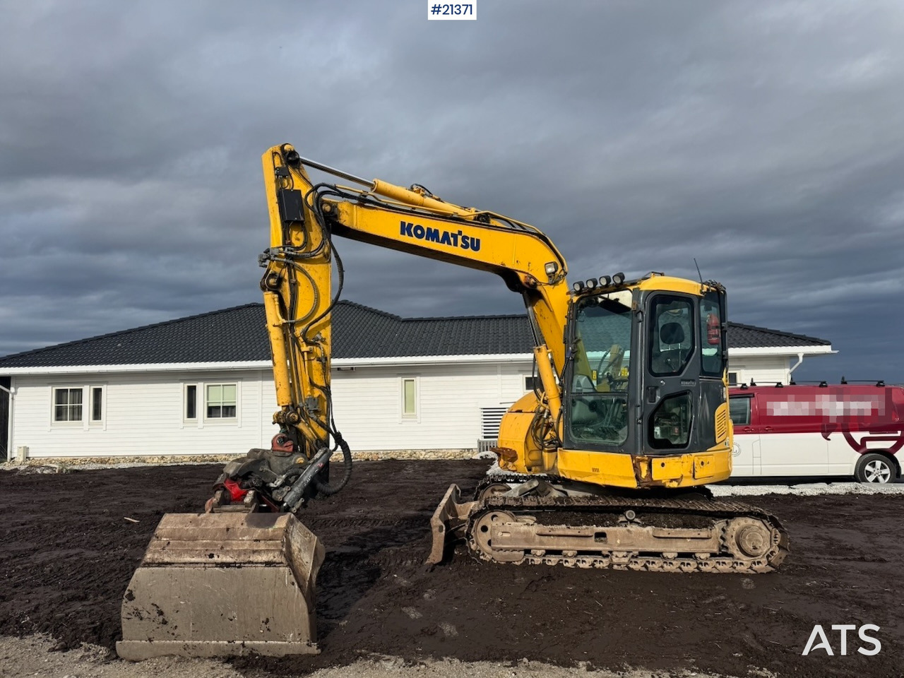 Komatsu PC78US-10 - Excavadora de cadenas: foto 1 Komatsu PC78US-10 - Excavadora de cadenas: foto 1