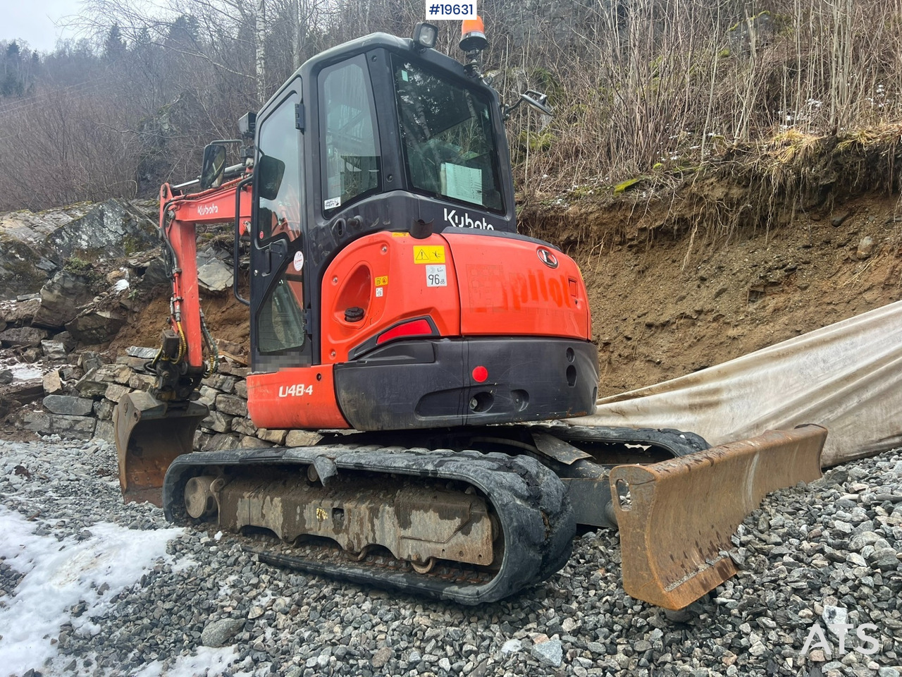 Kubota U48-4 - Excavadora: foto 2 Kubota U48-4 - Excavadora: foto 2
