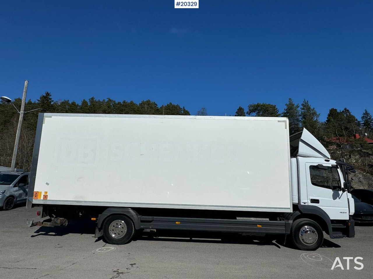 Mercedes Atego 1524 - Camión caja cerrada: foto 3 Mercedes Atego 1524 - Camión caja cerrada: foto 3