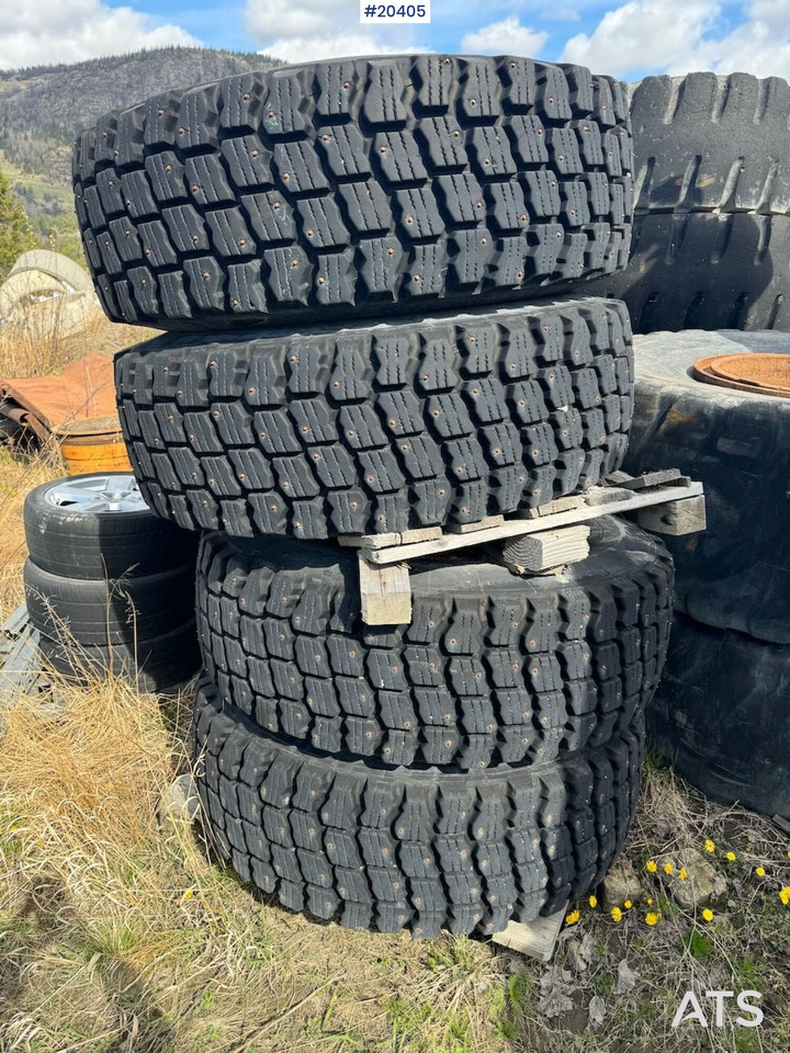 Michelin vinterdekk m/ felg - Neumáticos y llantas para Maquinaria de construcción: foto 5 Michelin vinterdekk m/ felg - Neumáticos y llantas para Maquinaria de construcción: foto 5