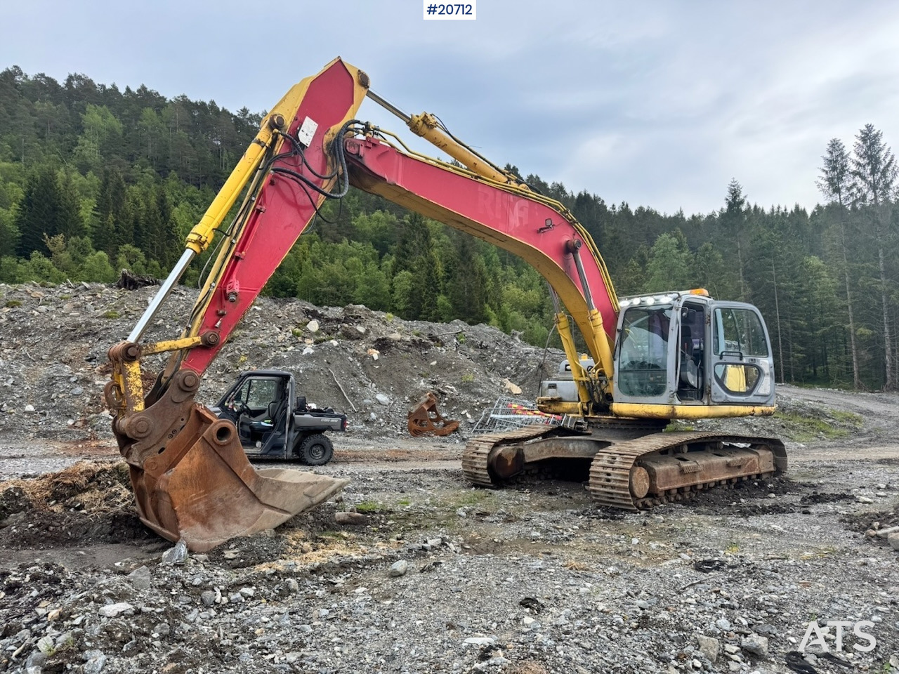 New Holland kobelco E305B - Excavadora: foto 1 New Holland kobelco E305B - Excavadora: foto 1