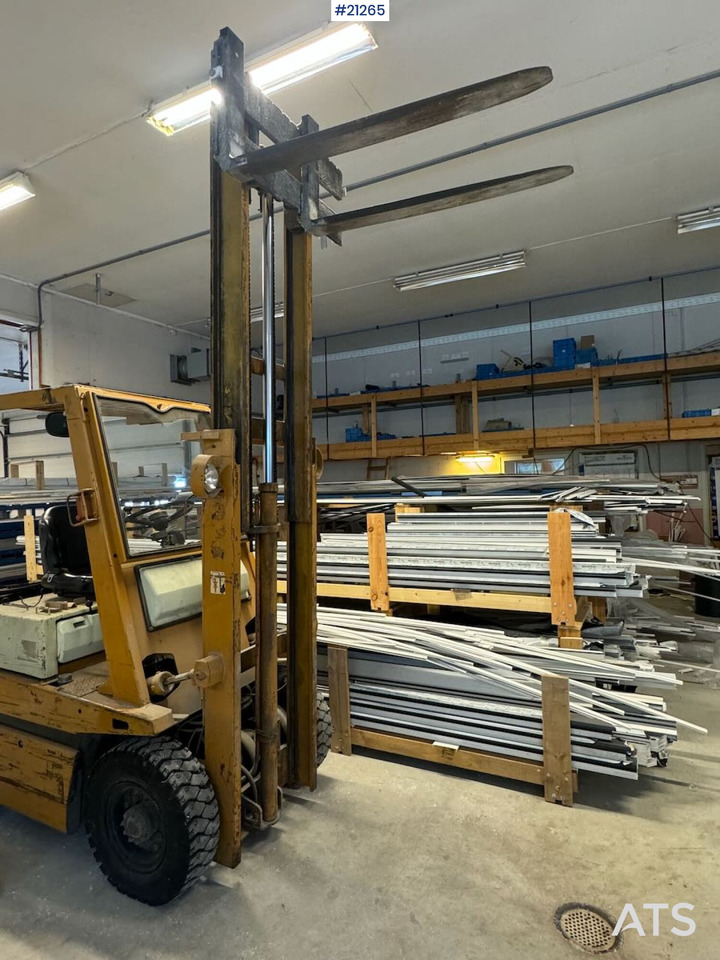 Carretilla elevadora eléctrica Toyota 3FB25: foto 13 Carretilla elevadora eléctrica Toyota 3FB25: foto 13