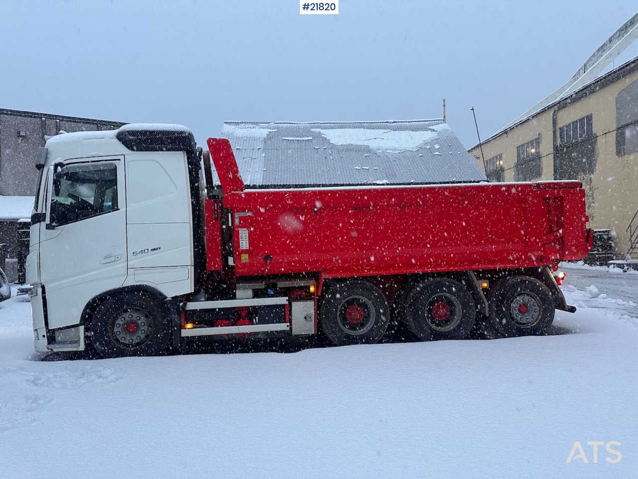 Volvo 2017 Volvo FH540 8x4 tippbil m/ ny dual clutch - Camión volquete: foto 2 Volvo 2017 Volvo FH540 8x4 tippbil m/ ny dual clutch - Camión volquete: foto 2