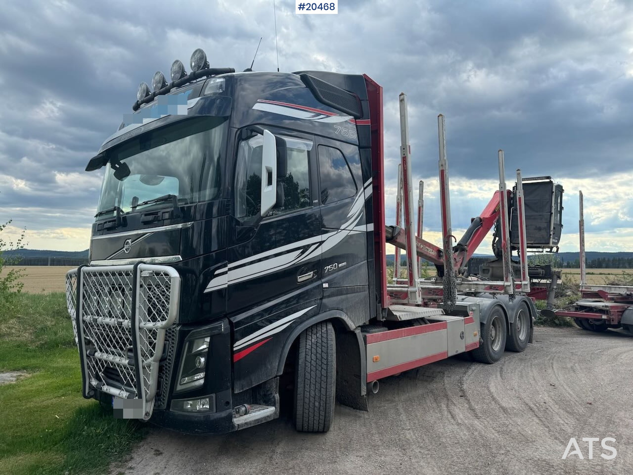 Volvo FH750 - Camión forestal: foto 1 Volvo FH750 - Camión forestal: foto 1