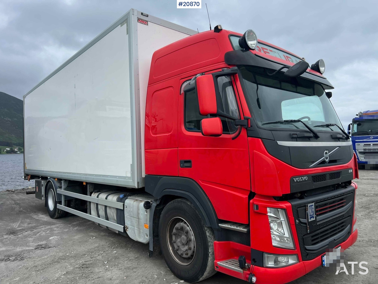 Volvo FM 330 - Camión caja cerrada: foto 5 Volvo FM 330 - Camión caja cerrada: foto 5