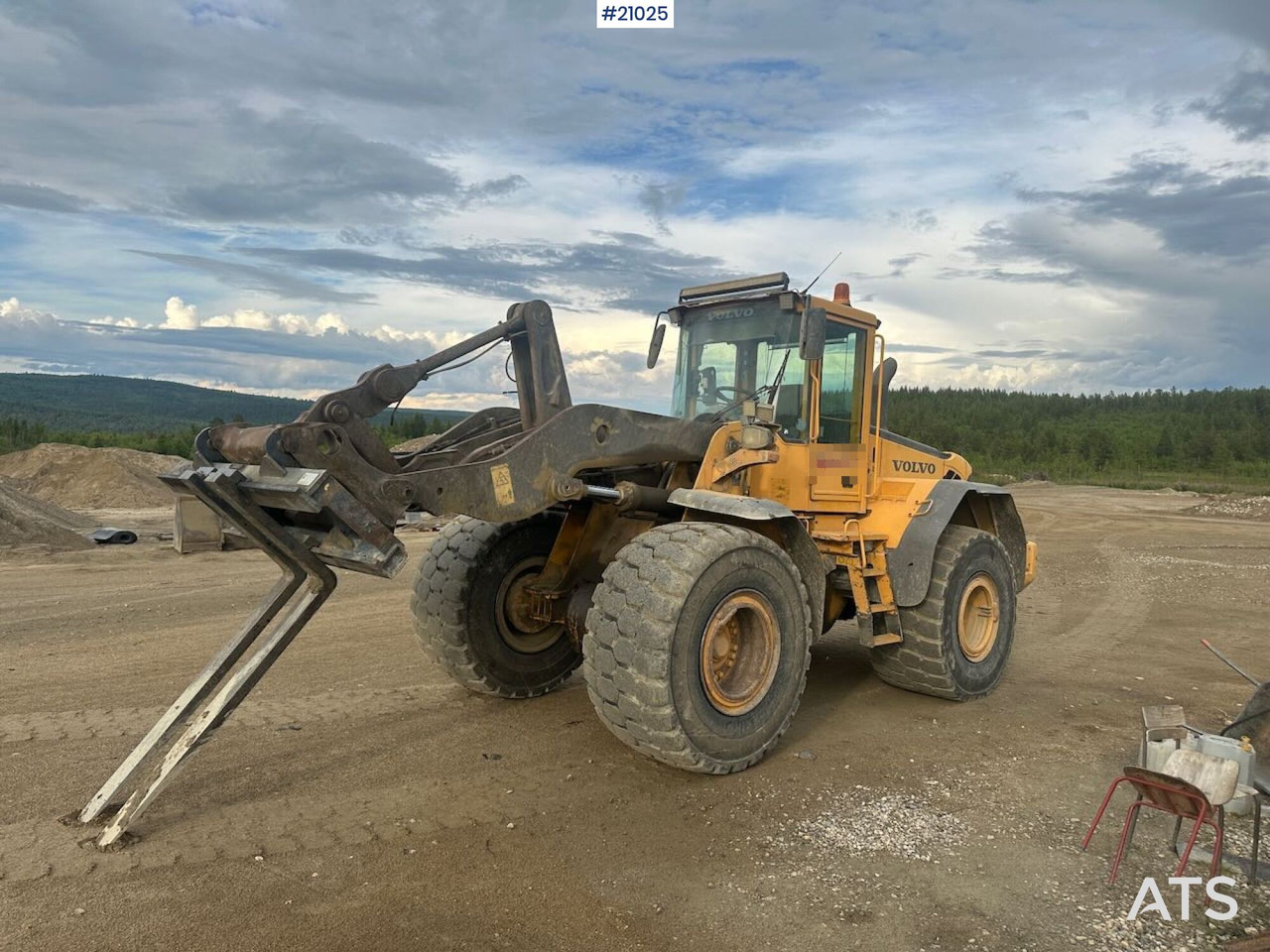 Volvo L120E hjullaster m/ vekt, skuffe og overhalt motor - Cargadora de ruedas: foto 3 Volvo L120E hjullaster m/ vekt, skuffe og overhalt motor - Cargadora de ruedas: foto 3