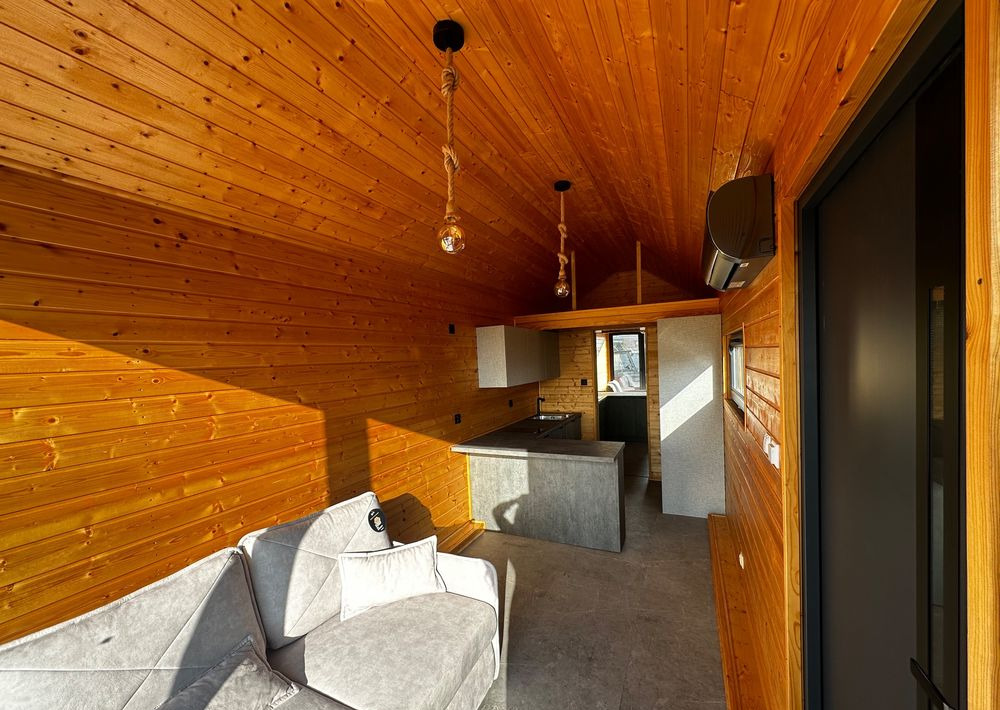 Boro Drewniany DOMEK MOBILNY na przyczepie 7,5m x 2,5m - Autocaravana: foto 3 Boro Drewniany DOMEK MOBILNY na przyczepie 7,5m x 2,5m - Autocaravana: foto 3