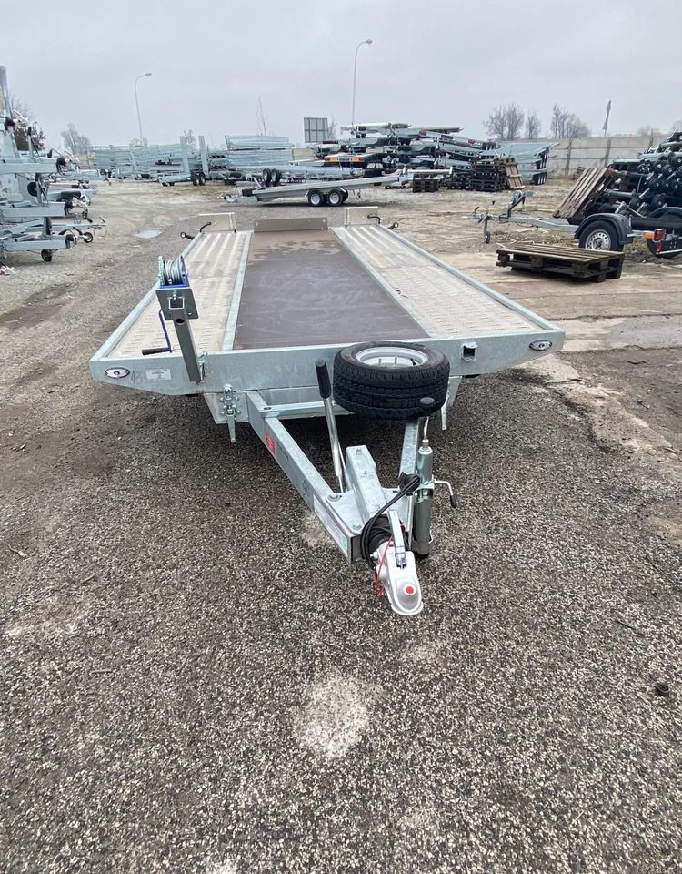 Niewiadów Saturn 4,5 x 2,10 sklejka - Remolque portavehículos: foto 1 Niewiadów Saturn 4,5 x 2,10 sklejka - Remolque portavehículos: foto 1