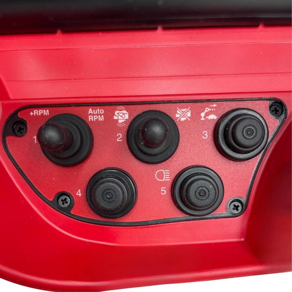 Left lateral panel with buttons radio remote Scanreco RC400 - Sistema eléctrico para Grúa para camión: foto 1 Left lateral panel with buttons radio remote Scanreco RC400 - Sistema eléctrico para Grúa para camión: foto 1