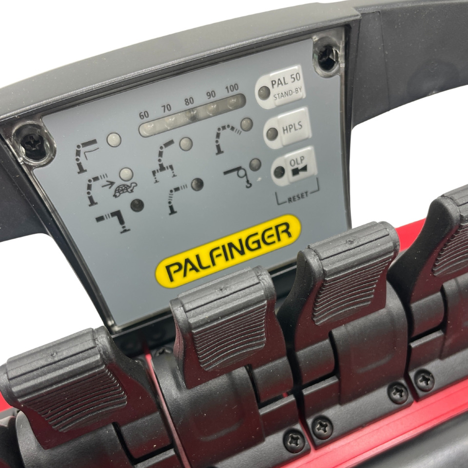 PALFINGER RADIO REMOTE CONTROL EEA4481A - Sistema eléctrico para Grúa para camión: foto 3 PALFINGER RADIO REMOTE CONTROL EEA4481A - Sistema eléctrico para Grúa para camión: foto 3