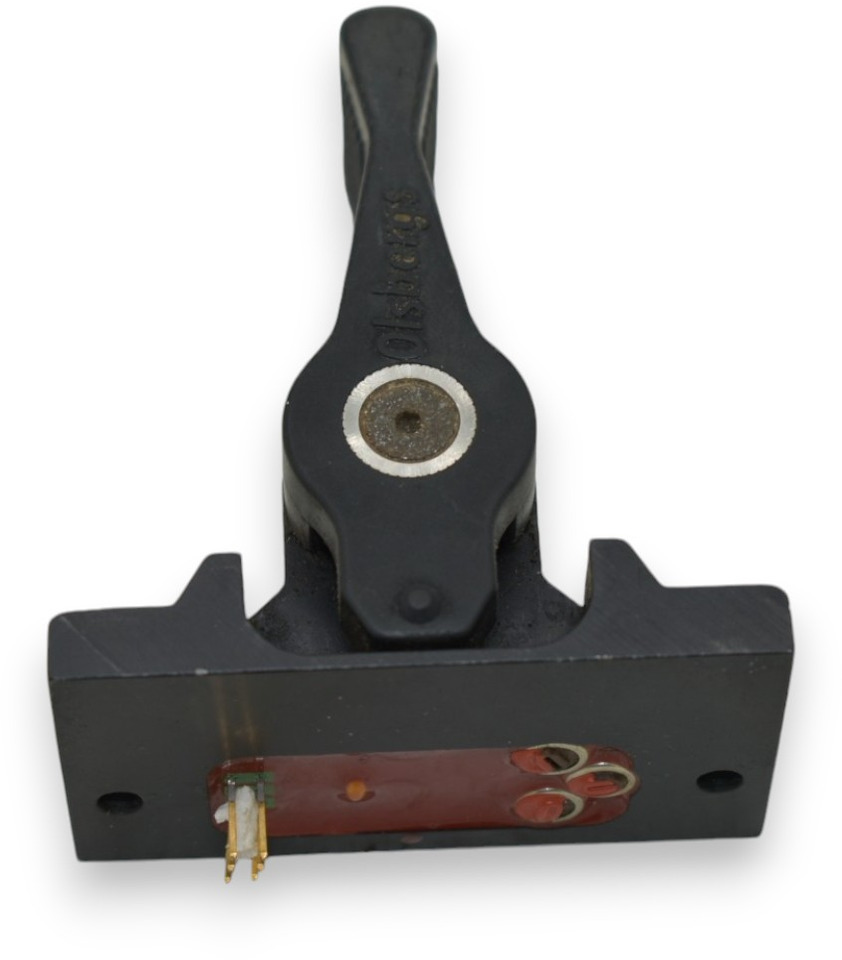 Black remote control lever 9830022-U - Piezas de recambio para Grúa para camión: foto 3 Black remote control lever 9830022-U - Piezas de recambio para Grúa para camión: foto 3