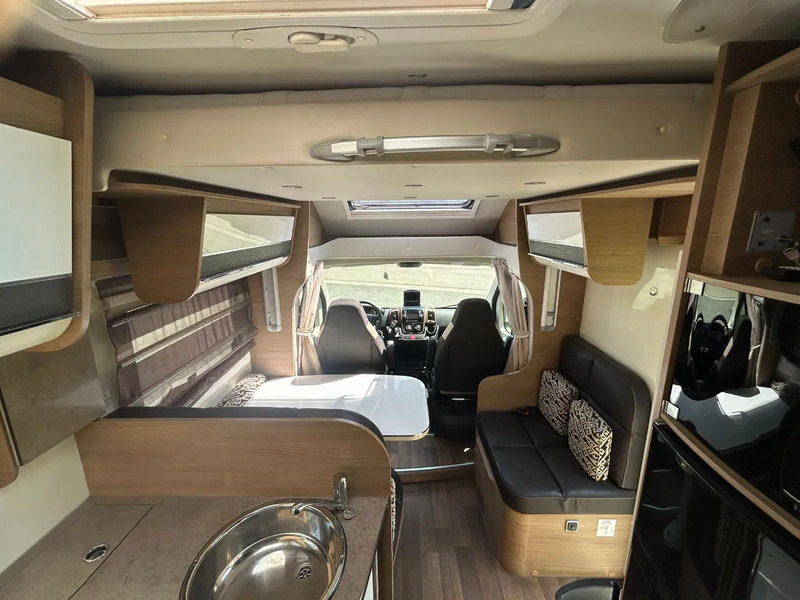 Elnagh T-LOFT 591 591 T-Loft 130 Multijet 4 mpersoons - Autocaravana perfilada: foto 5 Elnagh T-LOFT 591 591 T-Loft 130 Multijet 4 mpersoons - Autocaravana perfilada: foto 5