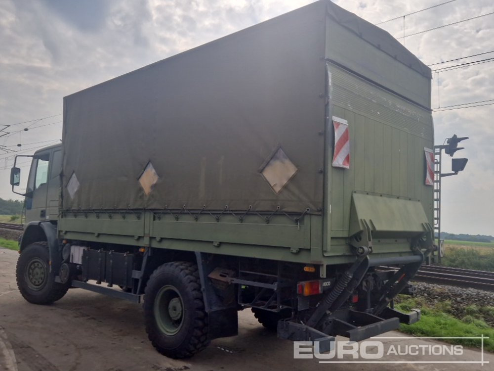 2006 Iveco 140 E240 - Camión caja cerrada: foto 3 2006 Iveco 140 E240 - Camión caja cerrada: foto 3