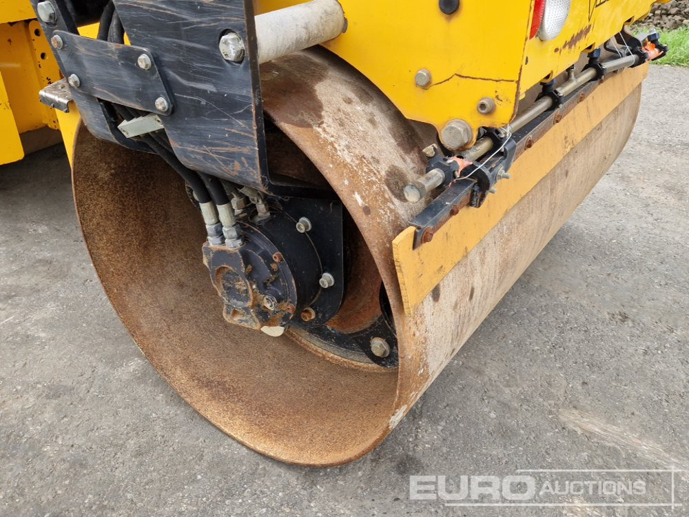 Rodillo 2011 JCB VMT260: foto 13