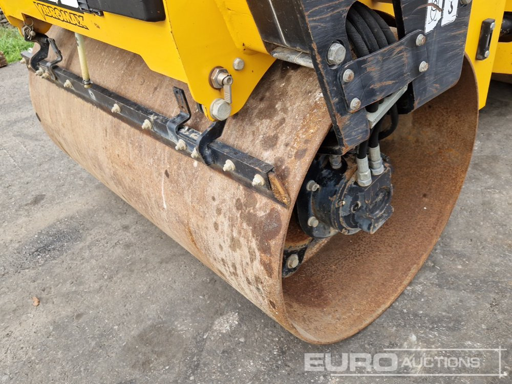 Rodillo 2011 JCB VMT260: foto 9