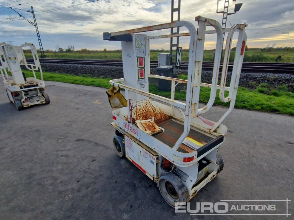 2013 JLG 1230ES - Plataforma de mástil vertical: foto 4 2013 JLG 1230ES - Plataforma de mástil vertical: foto 4