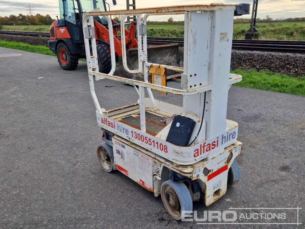 2013 JLG 1230ES - Plataforma de mástil vertical: foto 4 2013 JLG 1230ES - Plataforma de mástil vertical: foto 4