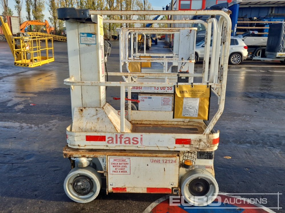 2013 JLG 1230ES - Plataforma de mástil vertical: foto 4 2013 JLG 1230ES - Plataforma de mástil vertical: foto 4