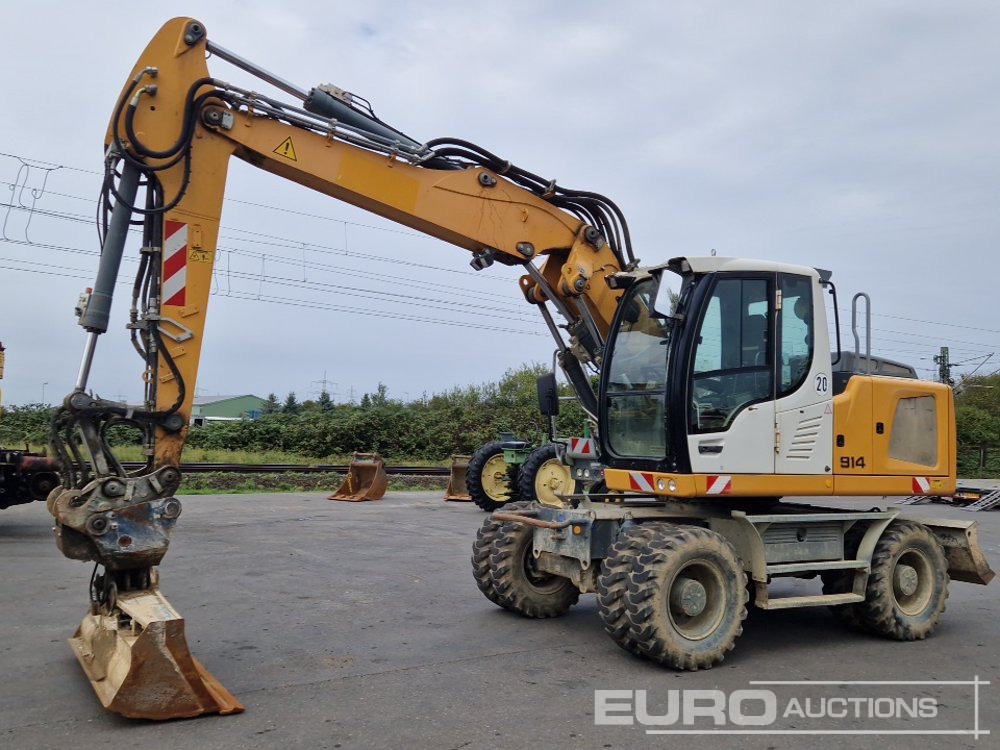 2013 Liebherr A914 - Excavadora de ruedas: foto 1 2013 Liebherr A914 - Excavadora de ruedas: foto 1