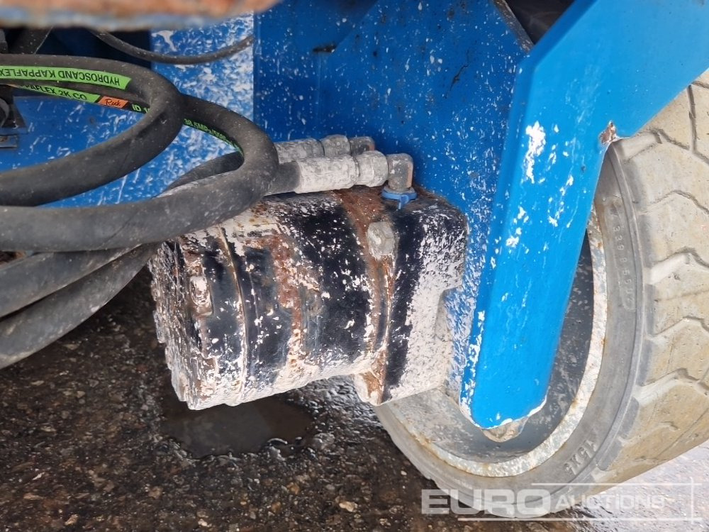 Plataforma de tijeras 2015 Genie GS-2632: foto 12