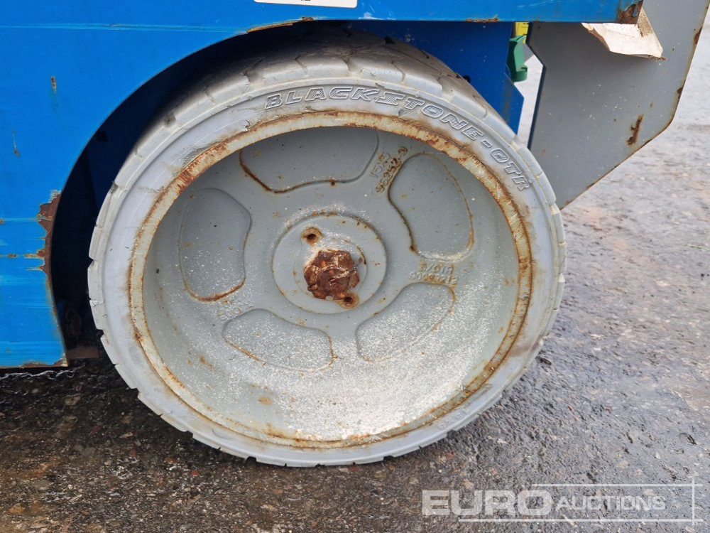 Plataforma de tijeras 2015 Genie GS-2632: foto 8