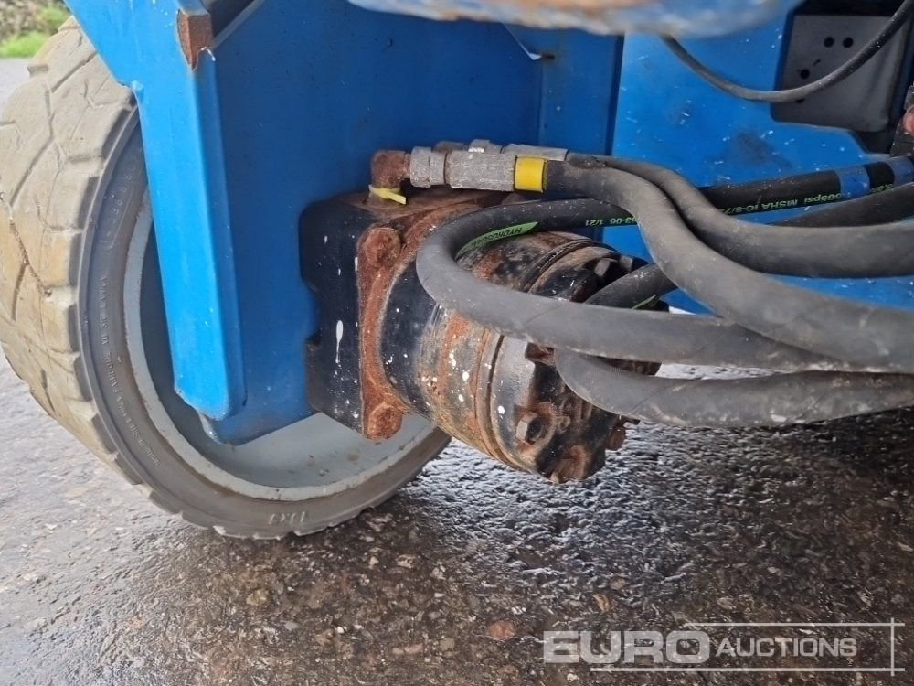 Plataforma de tijeras 2015 Genie GS-2632: foto 11