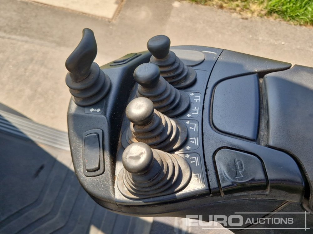 Carretilla elevadora 2015 Linde H25T-02: foto 24