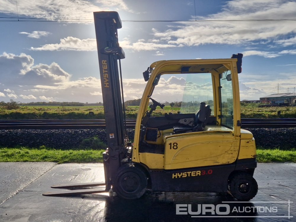 2016 Hyster J3.0XN 3 Ton Electric Forklift, 2 Stage Mast, Forks, - Carretilla elevadora eléctrica: foto 2 2016 Hyster J3.0XN 3 Ton Electric Forklift, 2 Stage Mast, Forks, - Carretilla elevadora eléctrica: foto 2